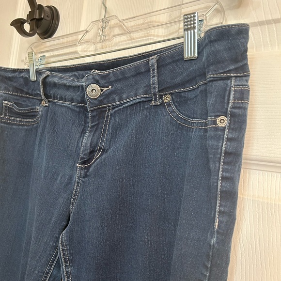 Maurice Low Rise Jeans - Picture 9 of 12
